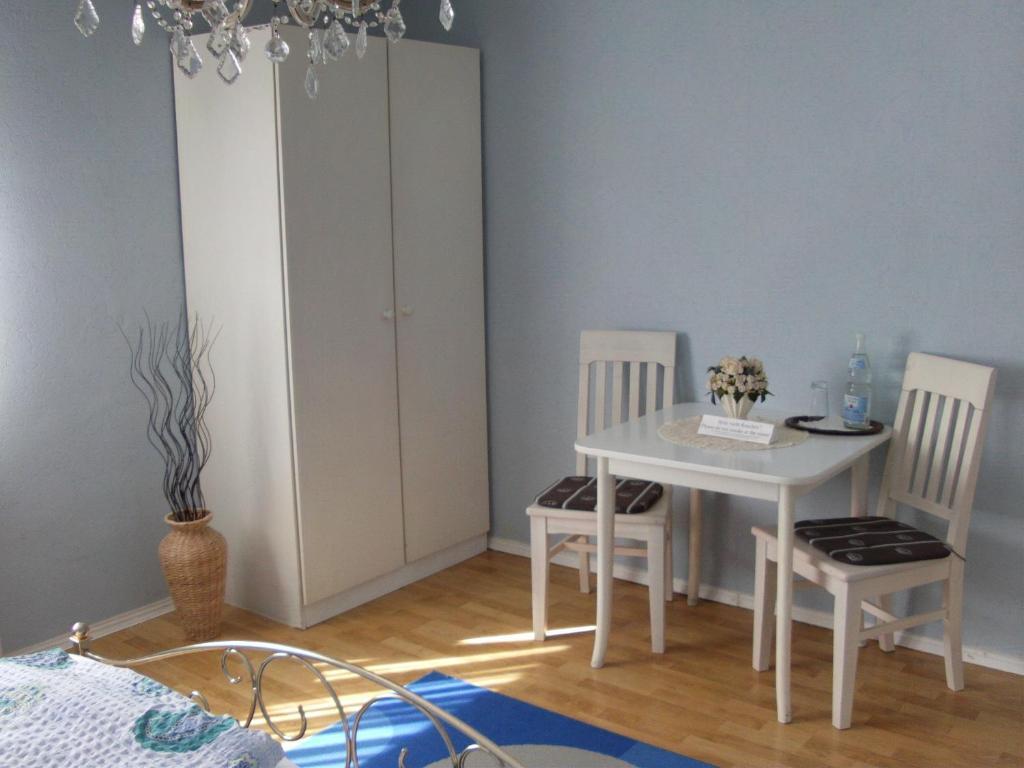 Hotel Martinsklause Meckesheim Bilik gambar