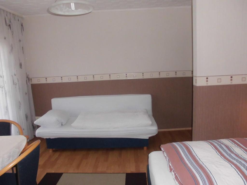 Hotel Martinsklause Meckesheim Bilik gambar